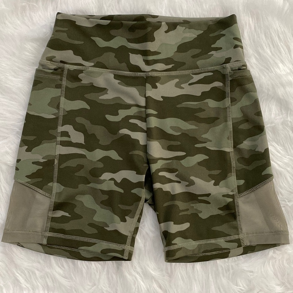 PINK Victorias Secret Ultimate High Waist 6” Bike Short with Mesh